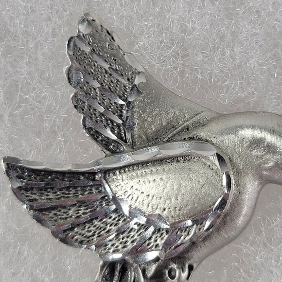 Vintage Silver-Tone Elegant Classic Hummingbird Brooch Pin - Picture 2 of 5